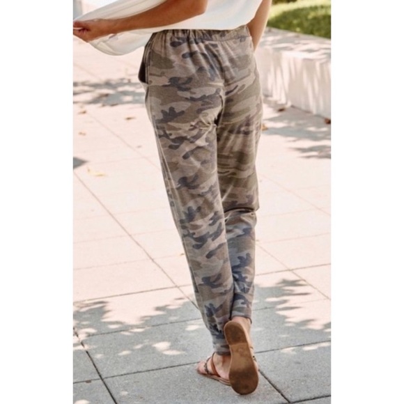 SOLD OUT Army Camo French Terry Casual Jogger Pants - Picture 6 of 8